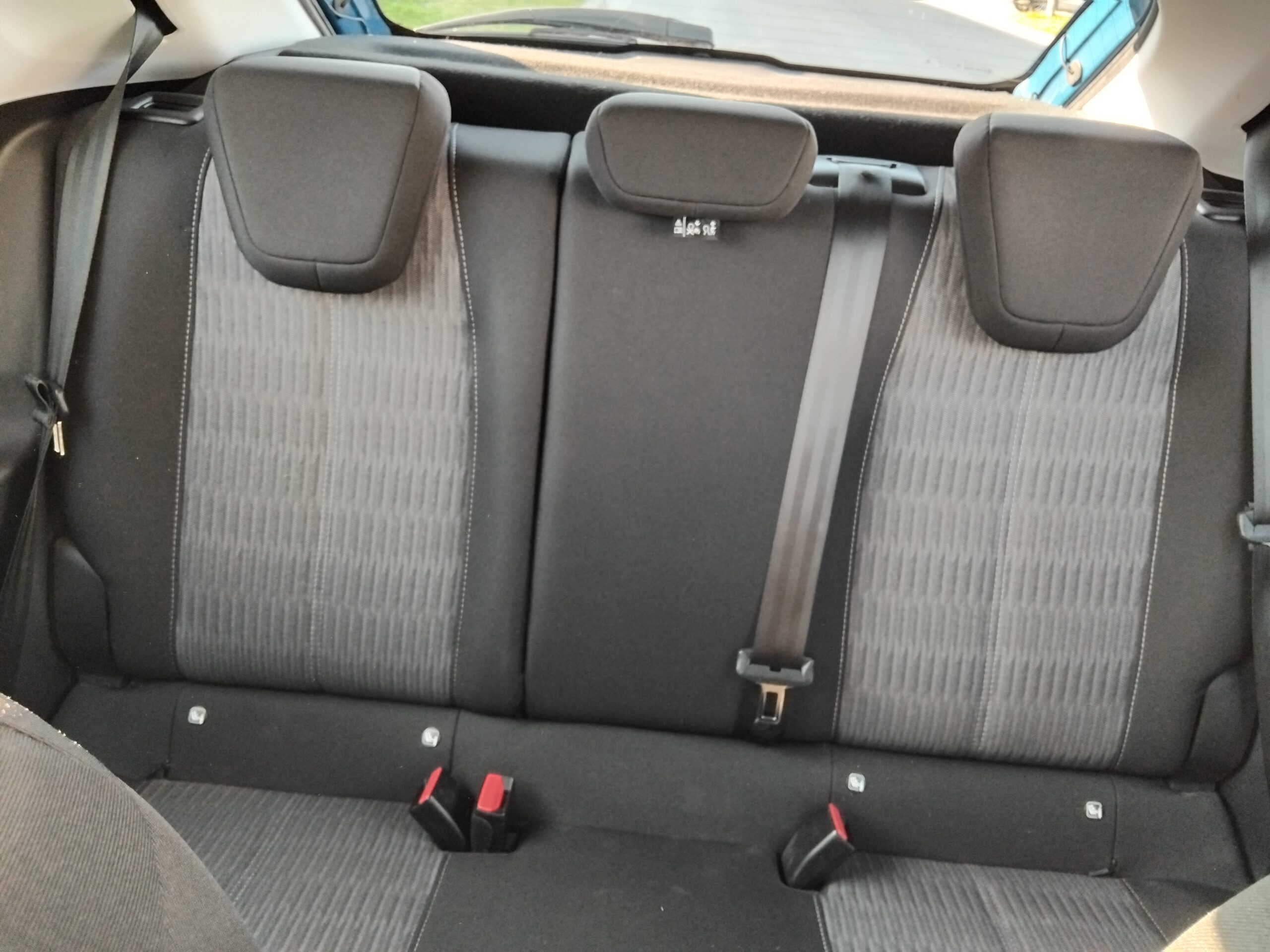 
								Opel Corsa 1.2i Edition 2022 full									